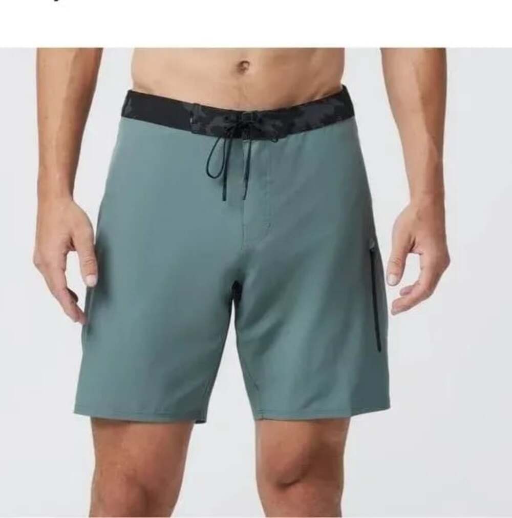 Vuori Infinity Boardshorts Size 34 Sage Green